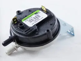 Reznor 273555R Replacement Pressure Switch for UBZ, UDZ 350 BTU Units (1.45 w.c.)