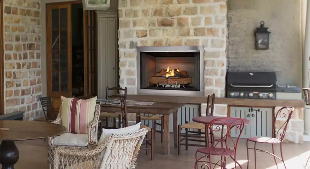 Majestic VOFB36-T Vesper 36 inches Outdoor Firebox 38,000 BTU