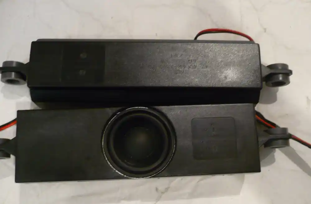Tcl 42-WDF418-XX6G-V0 Speakers