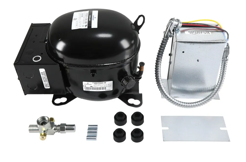 Emerson RST55C1E-CAV-959 Compressor 208-230/1 1/4 inches x 1 inches Rotolock Hermetic R404 Copelaweld