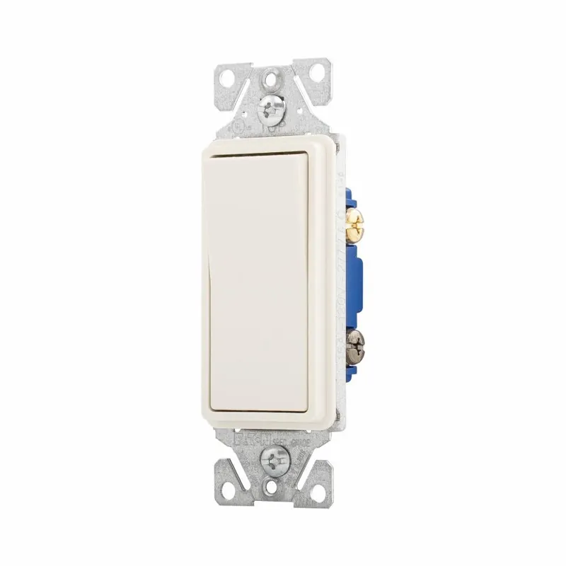 Eaton 7503LA 3-Way Standard Grade Decorator Switch 15A
