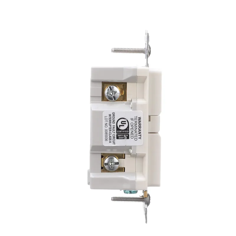 Eaton SGF15LA gfci Self Test Duplex 15A