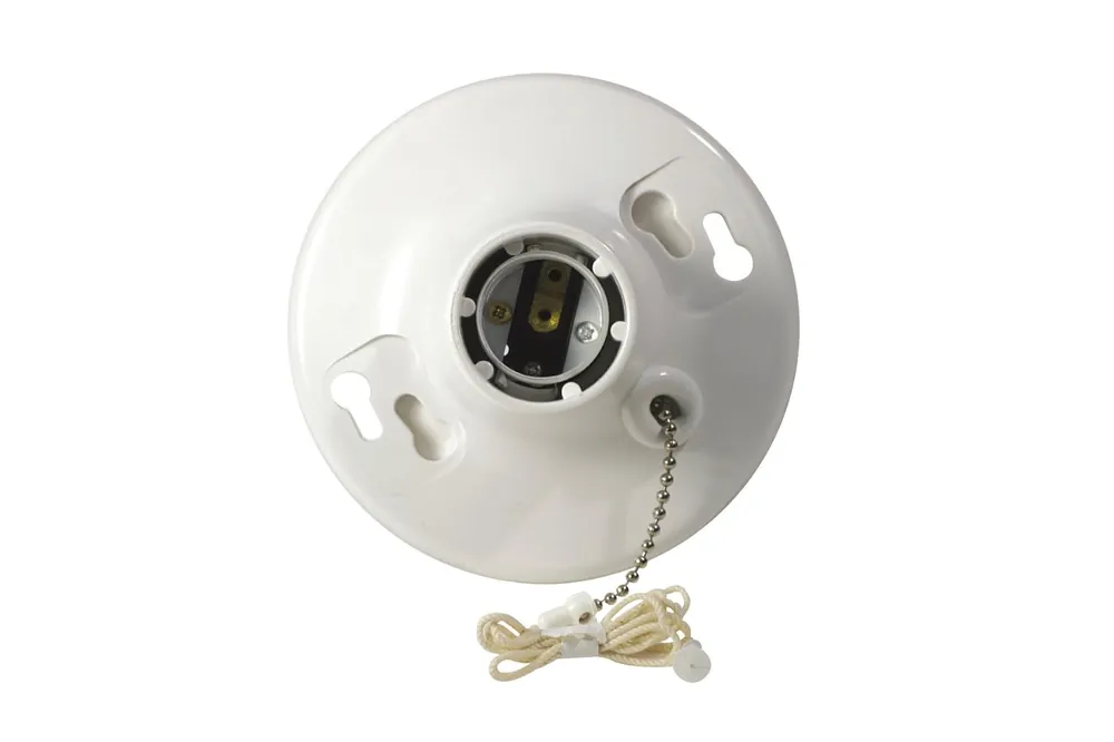 Leviton 8827-CW4 1-Piece Top Wired Lamp Holder with Pull Chain, 660 W, Medium