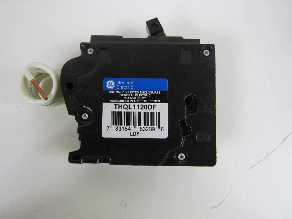 Abb thql1120df q-line 20 amp