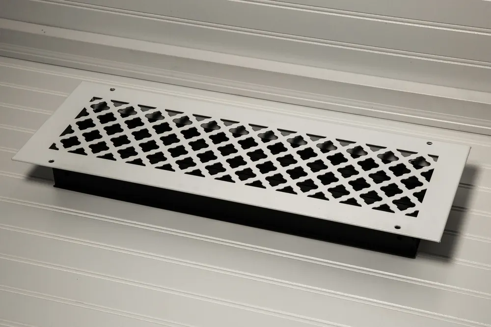 SteelCrest BTU20X6SWHH Supply Vent with Damper 20x6