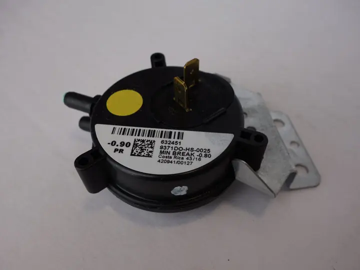 Nordyne Intertherm 632451 Pressure Switch 0.90 W.c.