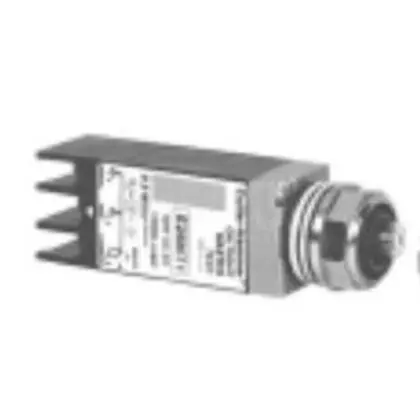 Eaton E29TA1 Heavy Duty Miniature Oil/Watertight Pre-Test Actuator Indicating Light 120 VAC