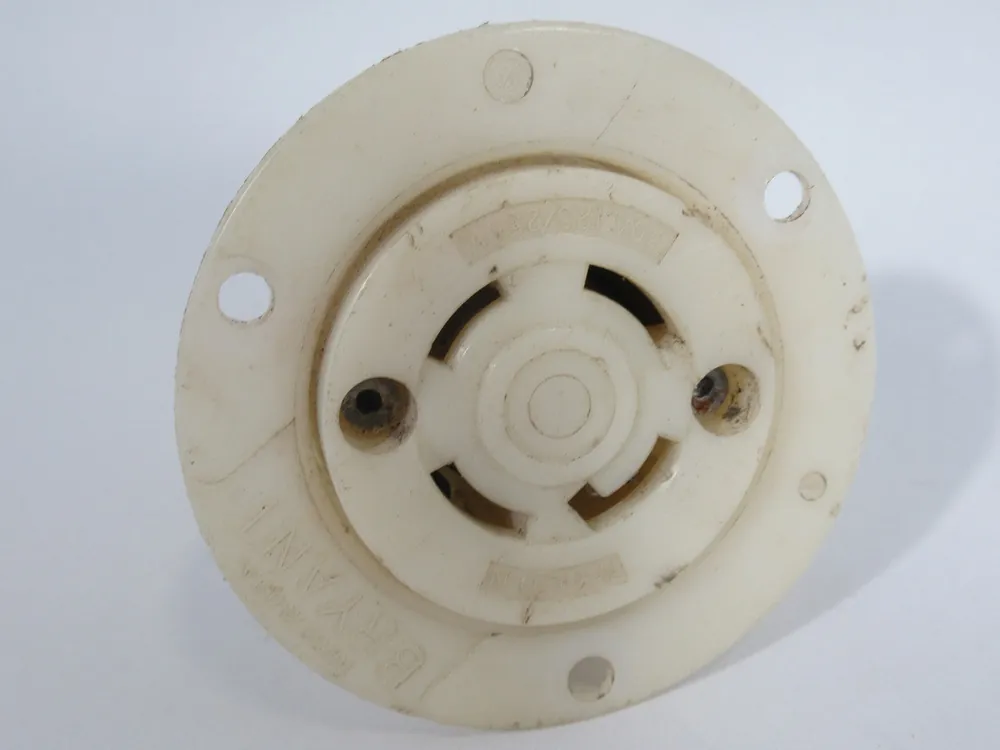 Bryant 71430ER Flanged Receptacle 30A 125/250V L14-30R