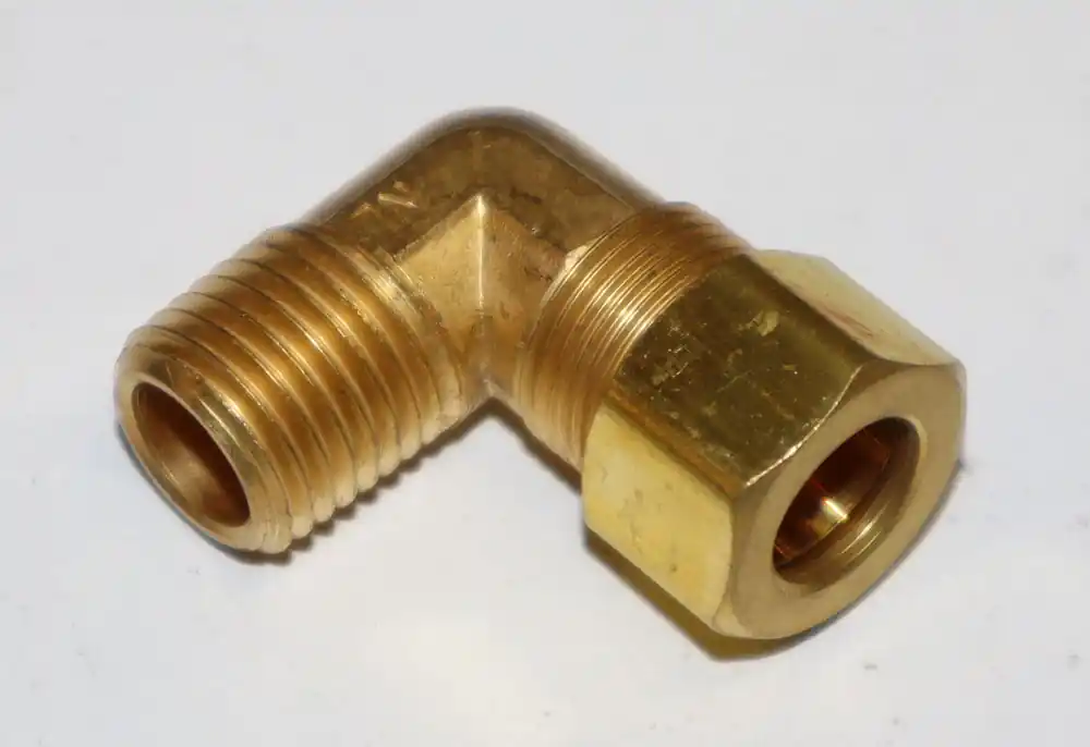 Holyoke Fittings W69-64 Elbow 3/8 x 1/4 inch Male Compression 90