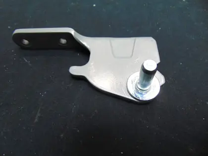 General Electric wr13x31787 Middle Hinge Right