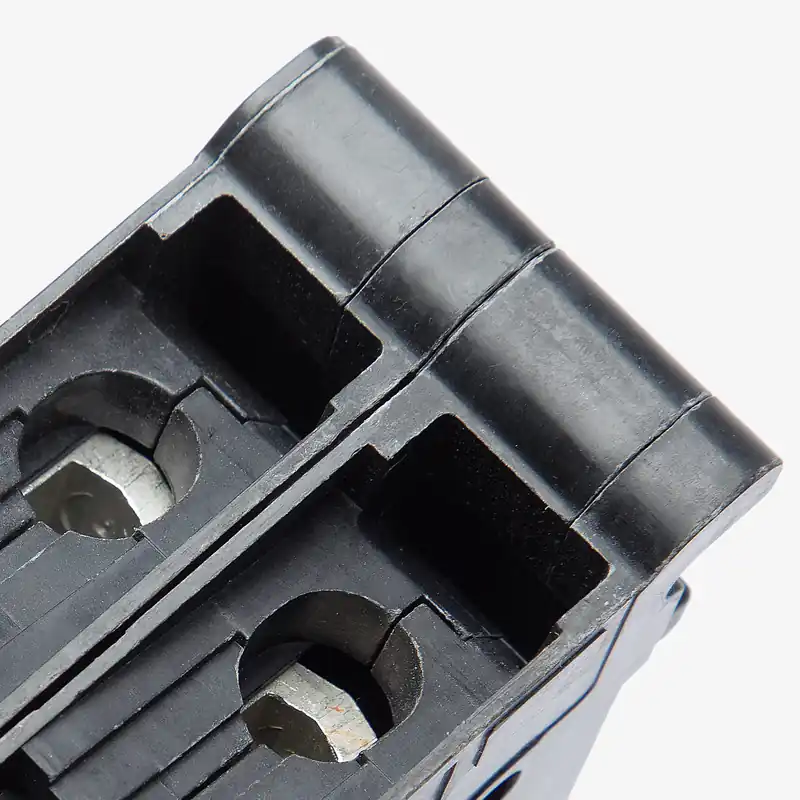 Cutler & Hammer CH215 2-Pole 15A 240V